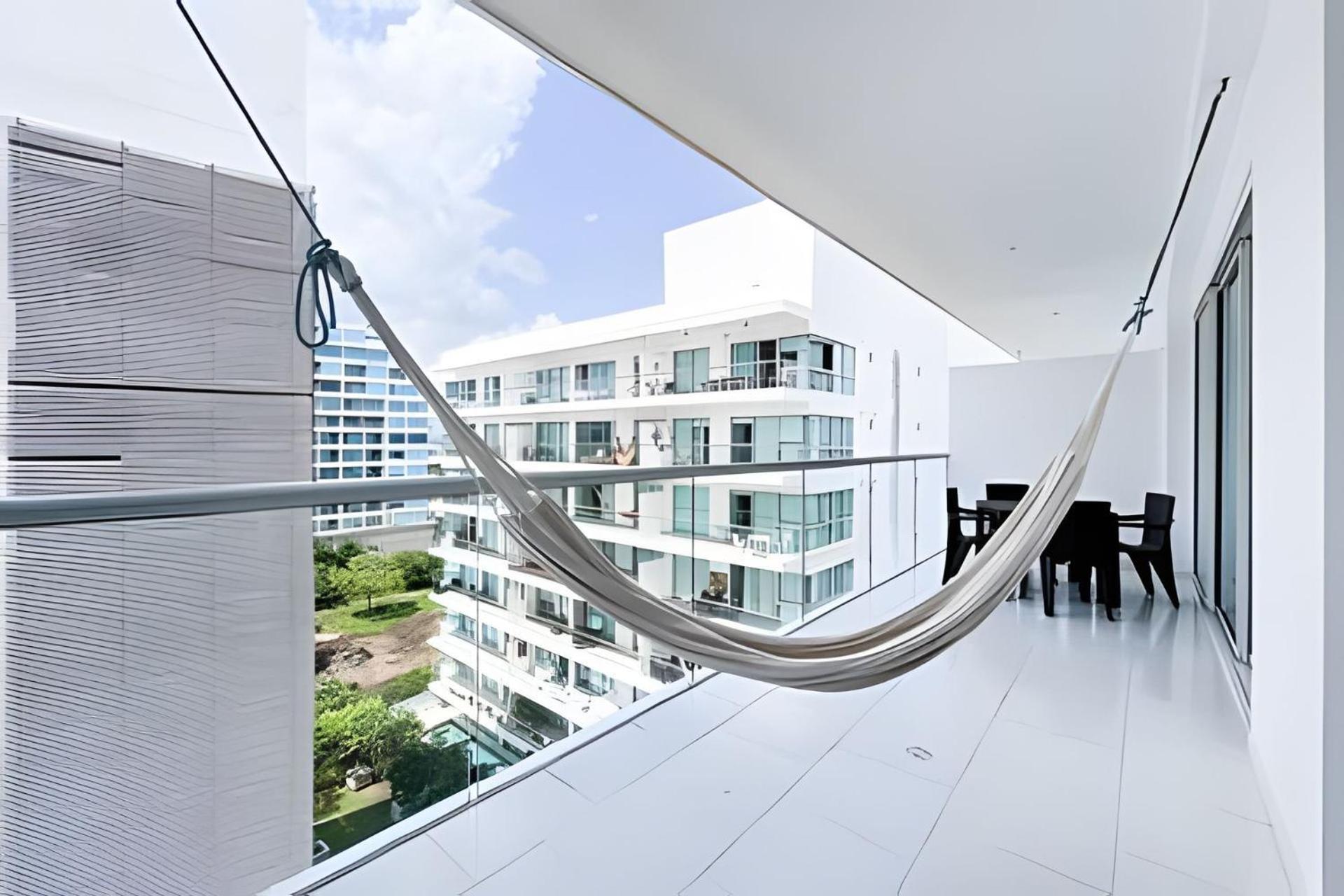 1 Dormitorio y terraza Morros. Vista mar *